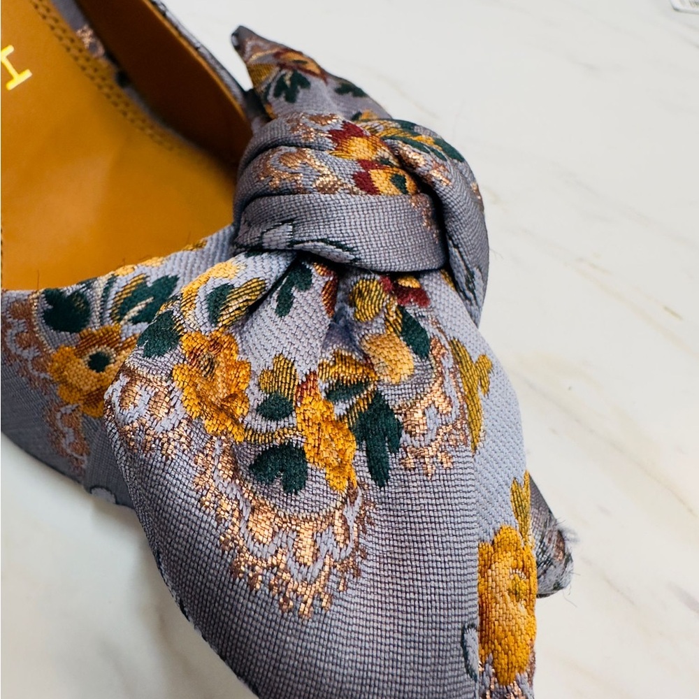 Tory Burch Floral Bow Heels in Gray and Yellow - Picture 4 of 11